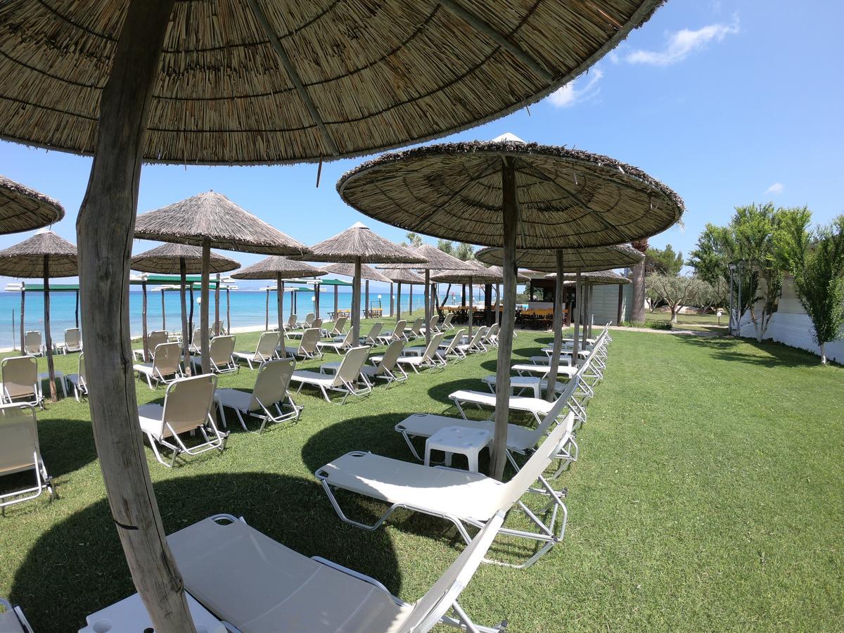 Kopsis Beach Hotel Pefkochori Exteriör bild